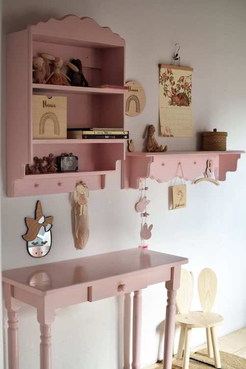 Bokhylla i trä till barnrummet, cottage - Bild 10